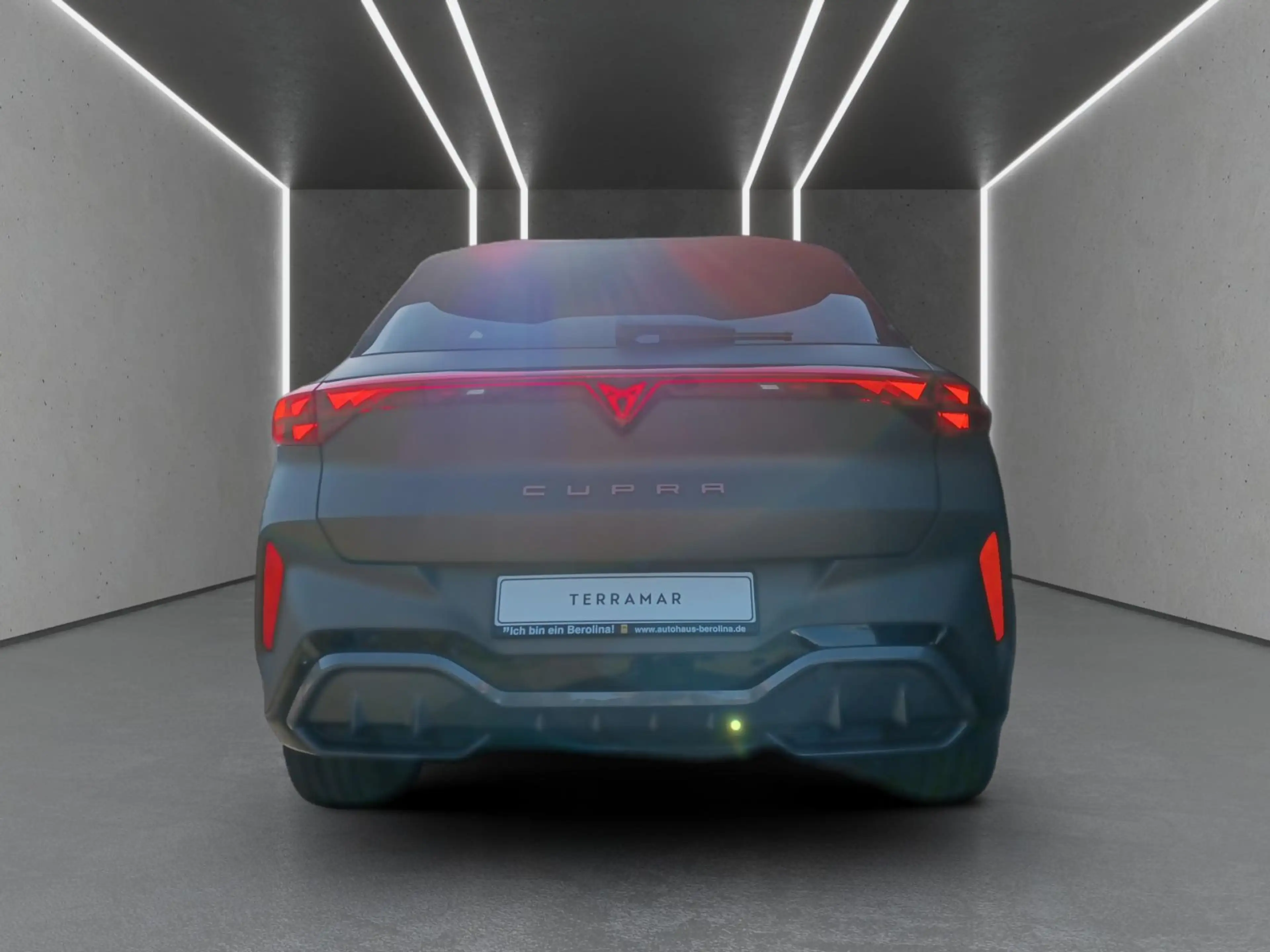 CUPRA Terramar 1.5 e-Hybrid VZ DSG *PANO*MATRIX*AHK* — photo 6