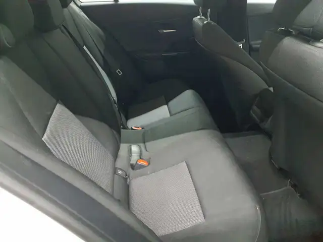 Mercedes-Benz C-Class view 14