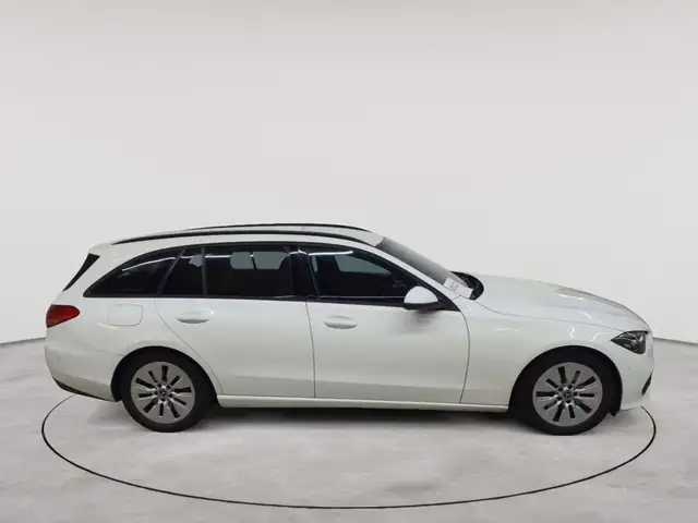 Mercedes-Benz C-Class view 3