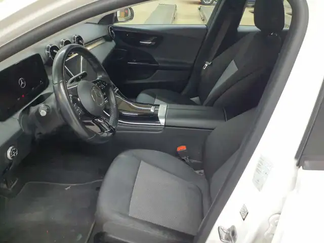Mercedes-Benz C-Class view 7