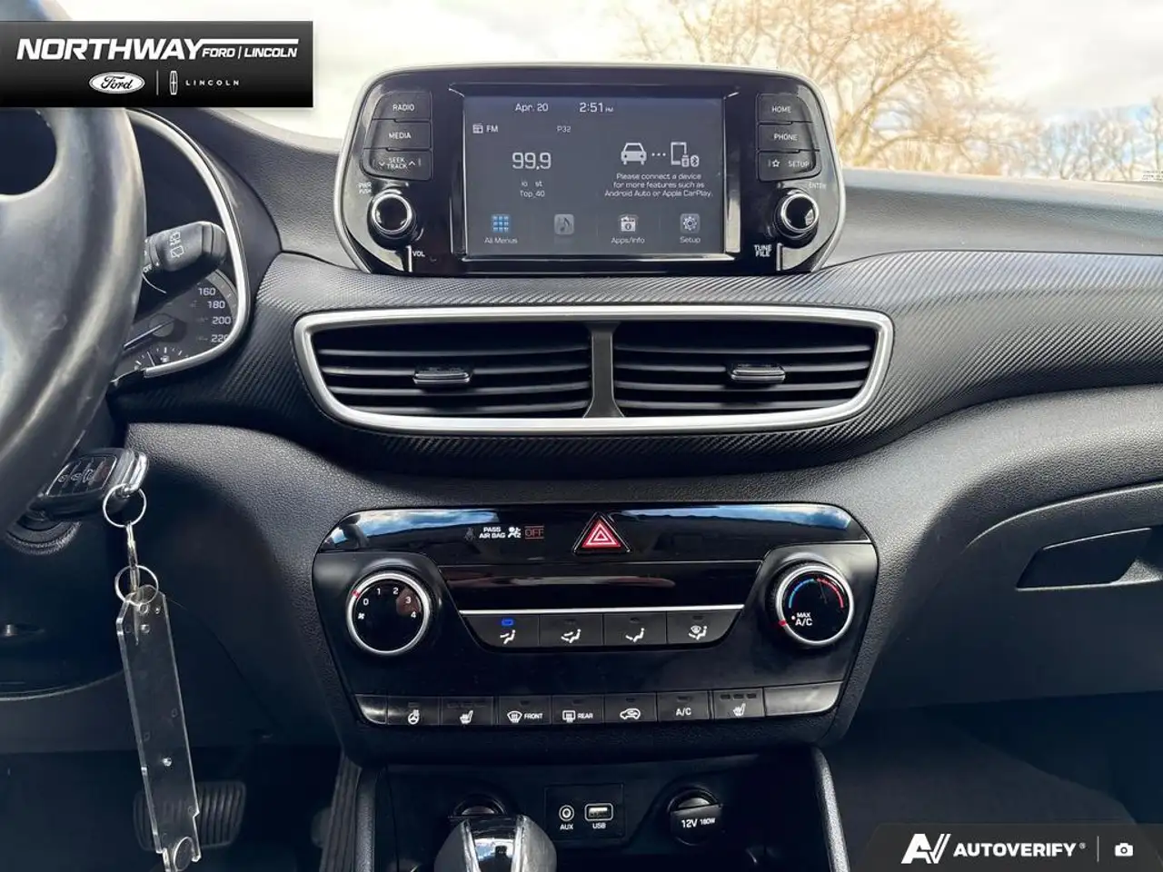 Hyundai TUCSON снимка Hyundai TUCSON
