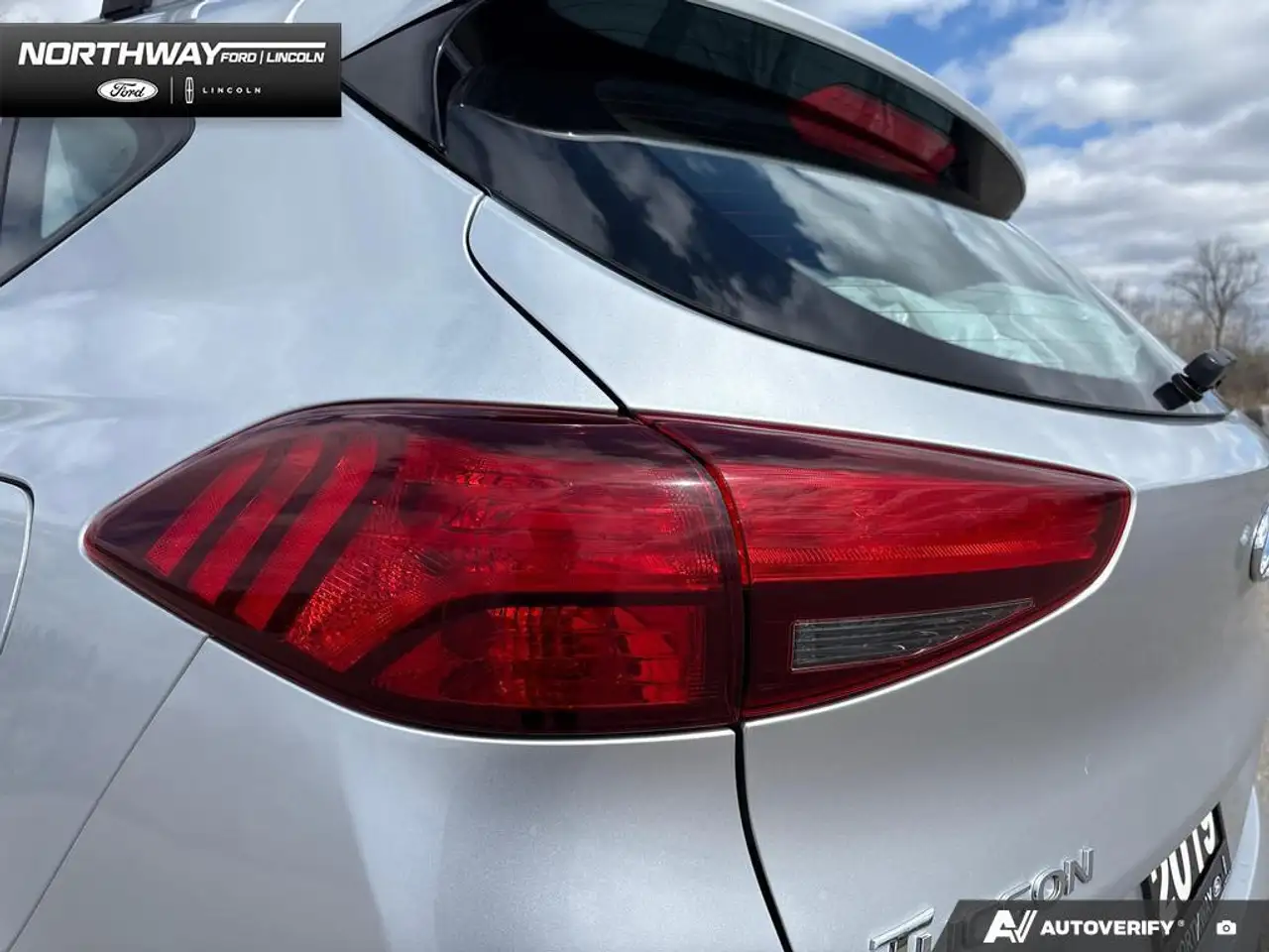Hyundai TUCSON снимка Hyundai TUCSON