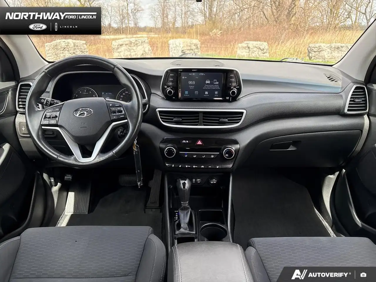 Hyundai TUCSON снимка Hyundai TUCSON