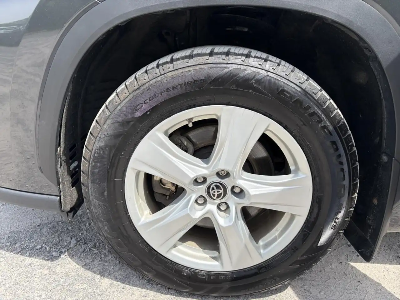 Toyota Highlander снимка Toyota Highlander