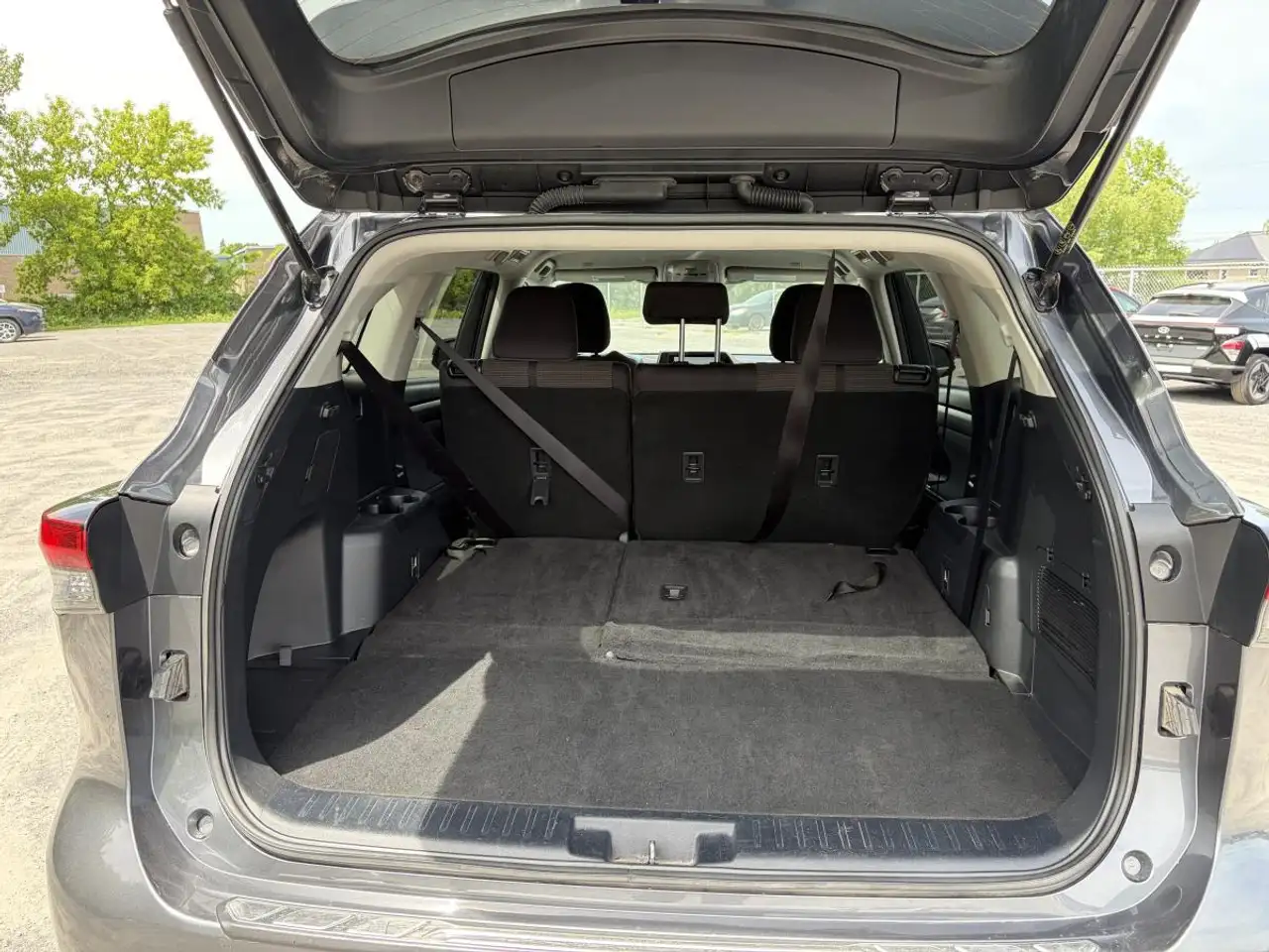 Toyota Highlander снимка Toyota Highlander