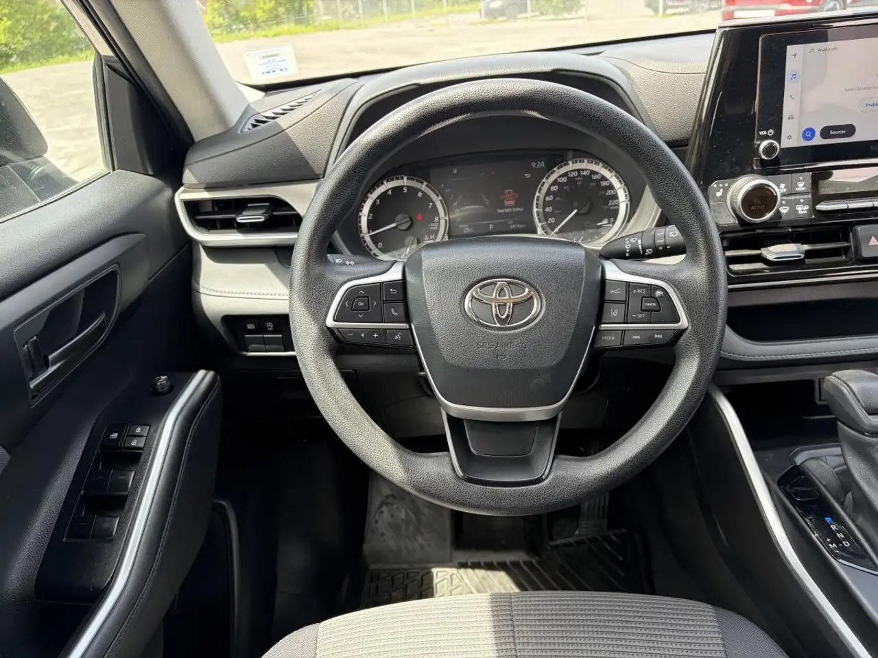 Toyota Highlander снимка Toyota Highlander