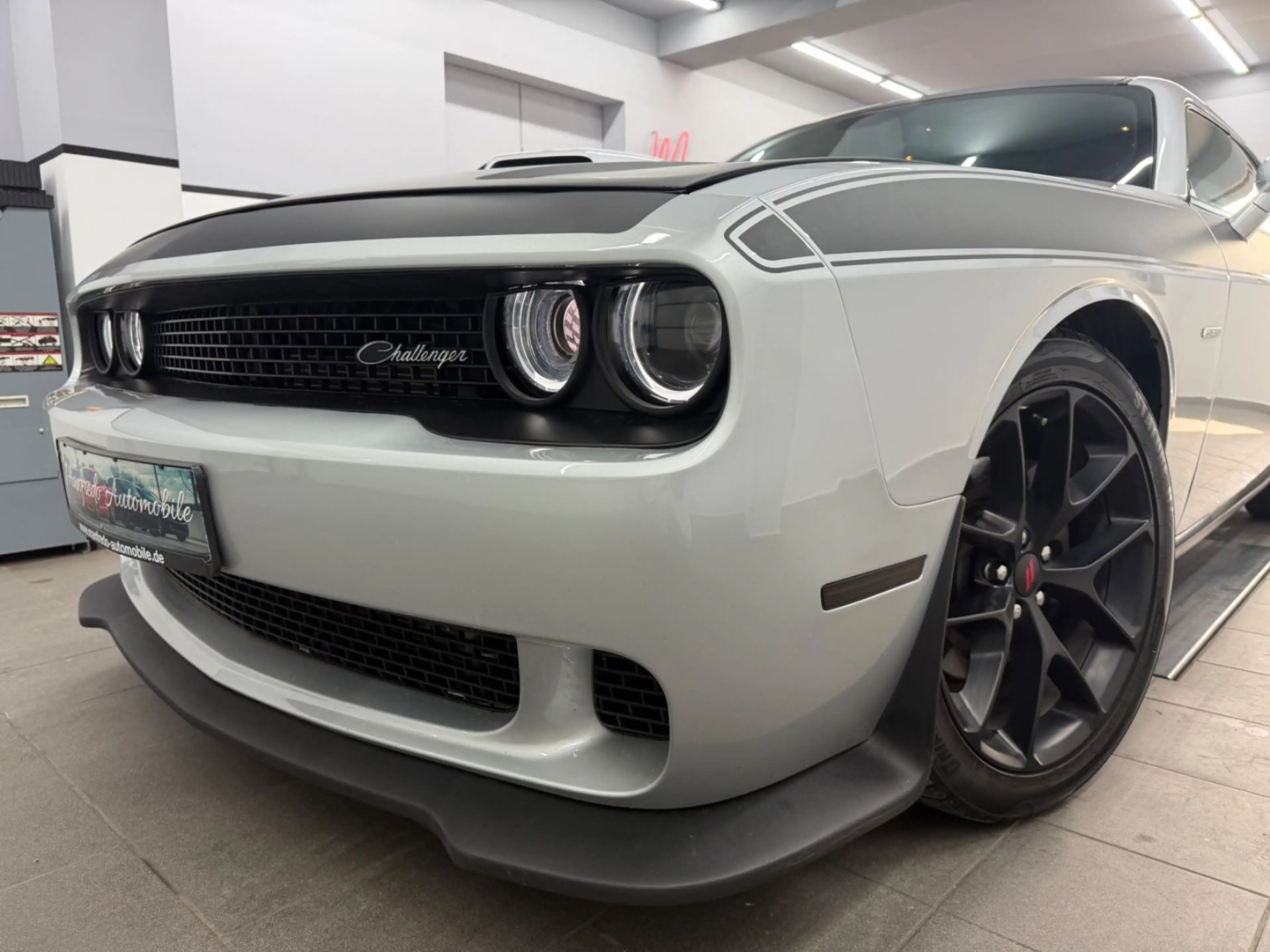 Dodge Challenger 5.7 V8 HEMI R/T*Shaker*Air Catcher*SH — photo 3