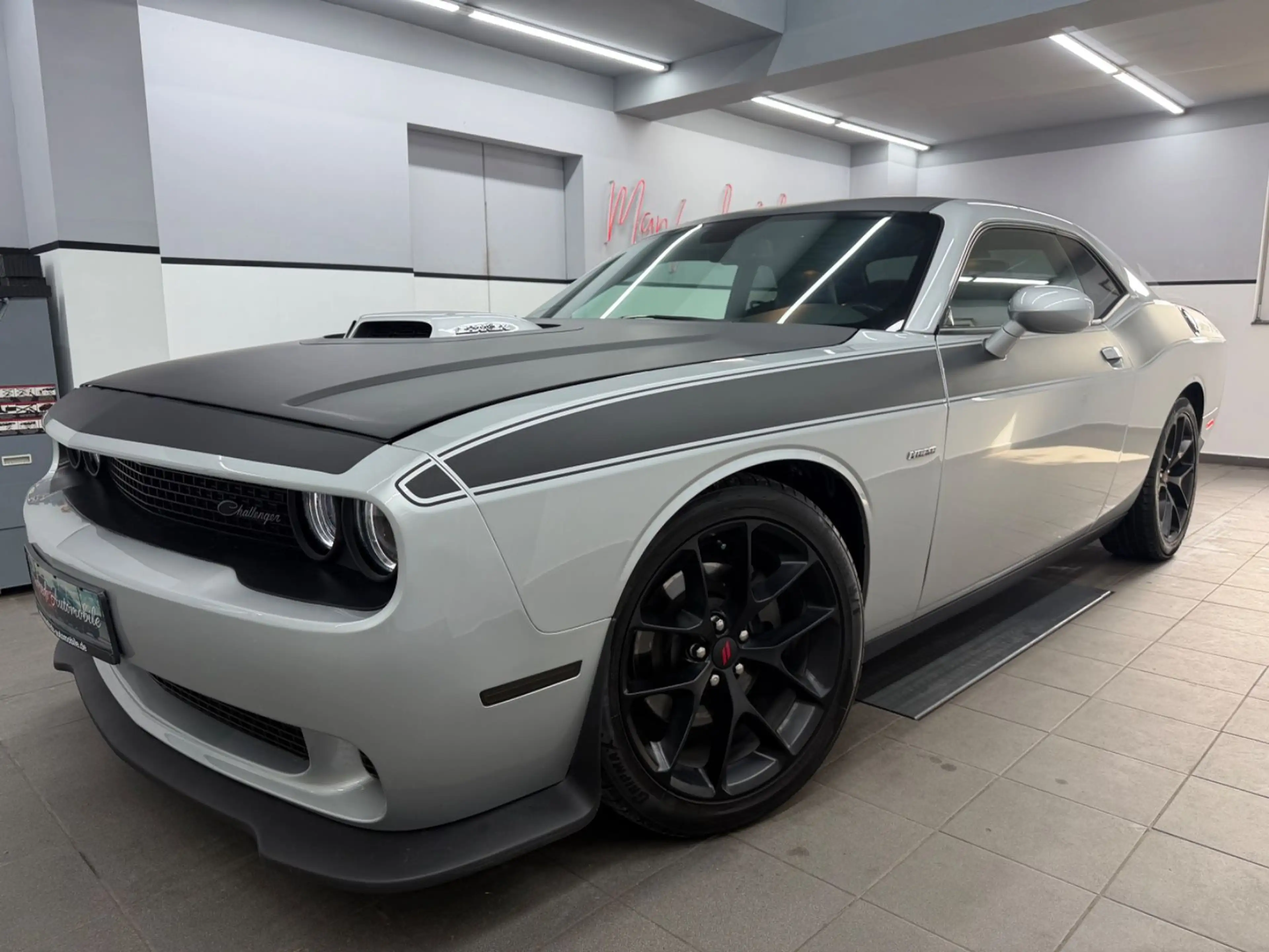 Dodge Challenger 5.7 V8 HEMI R/T*Shaker*Air Catcher*SH — photo 2
