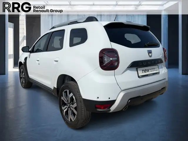 Dacia Duster view 4