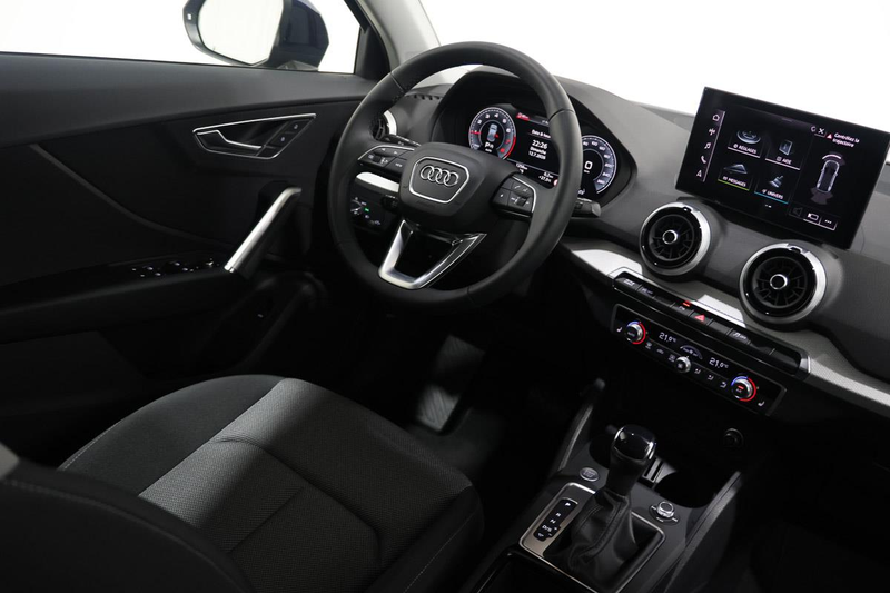 Audi Q2 35 TFSI 150 S-TRONIC S-LINE LED ACC CARPLAY JA17 — photo 13