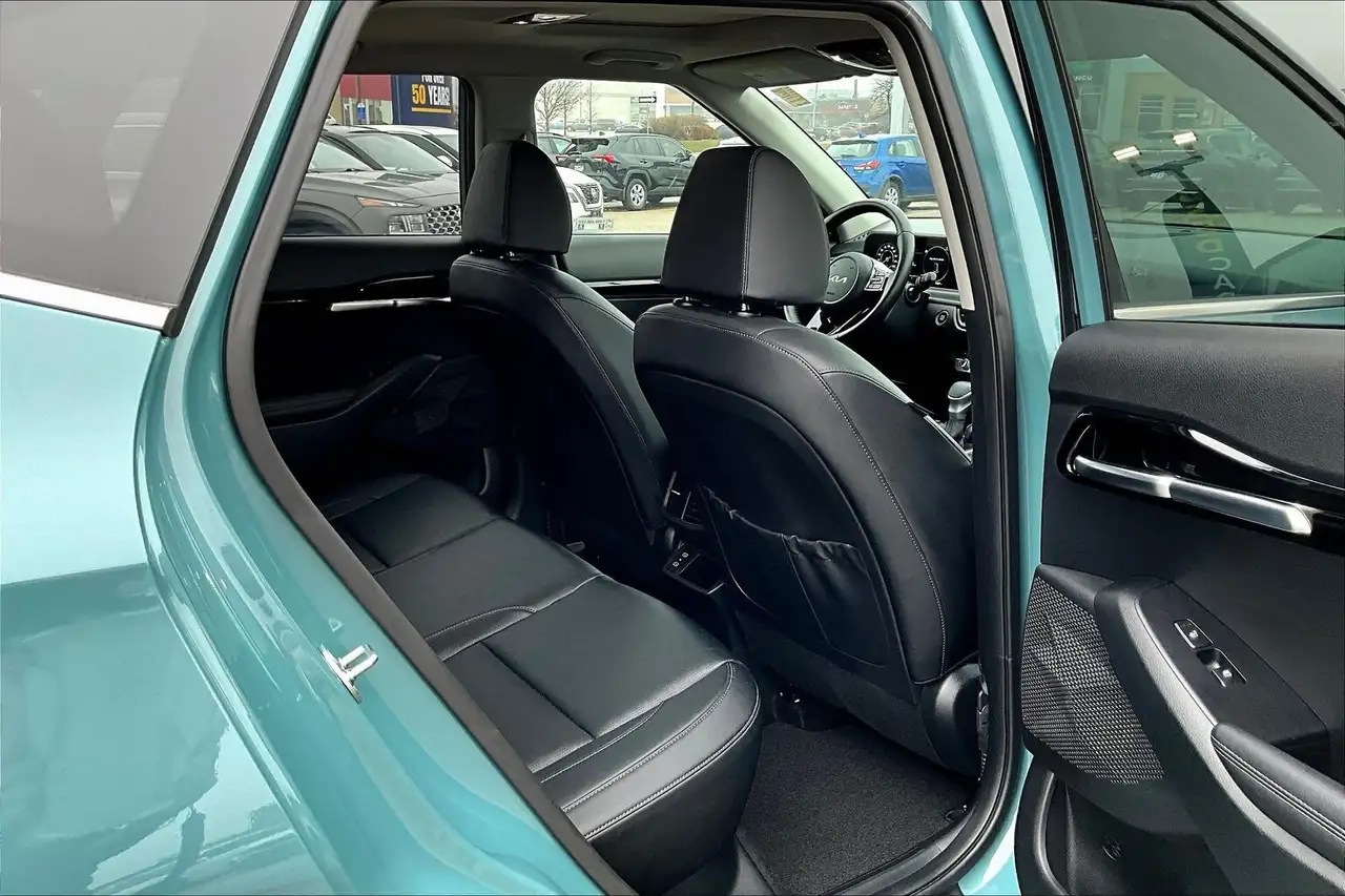 Kia Seltos снимка Kia Seltos