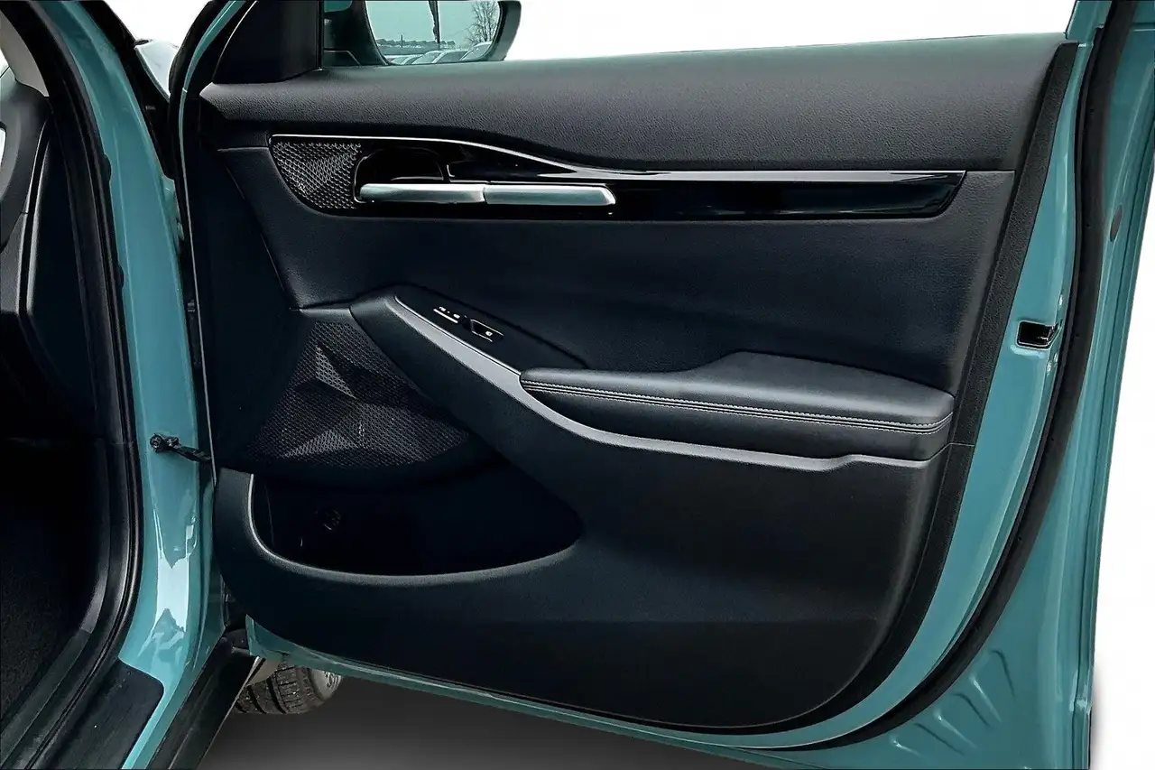 Kia Seltos снимка Kia Seltos