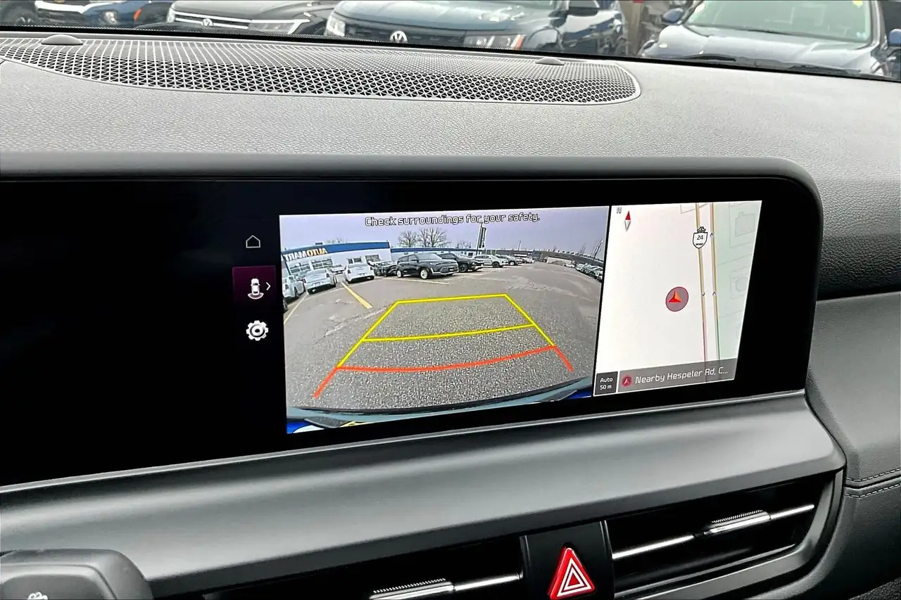 Kia Seltos снимка Kia Seltos