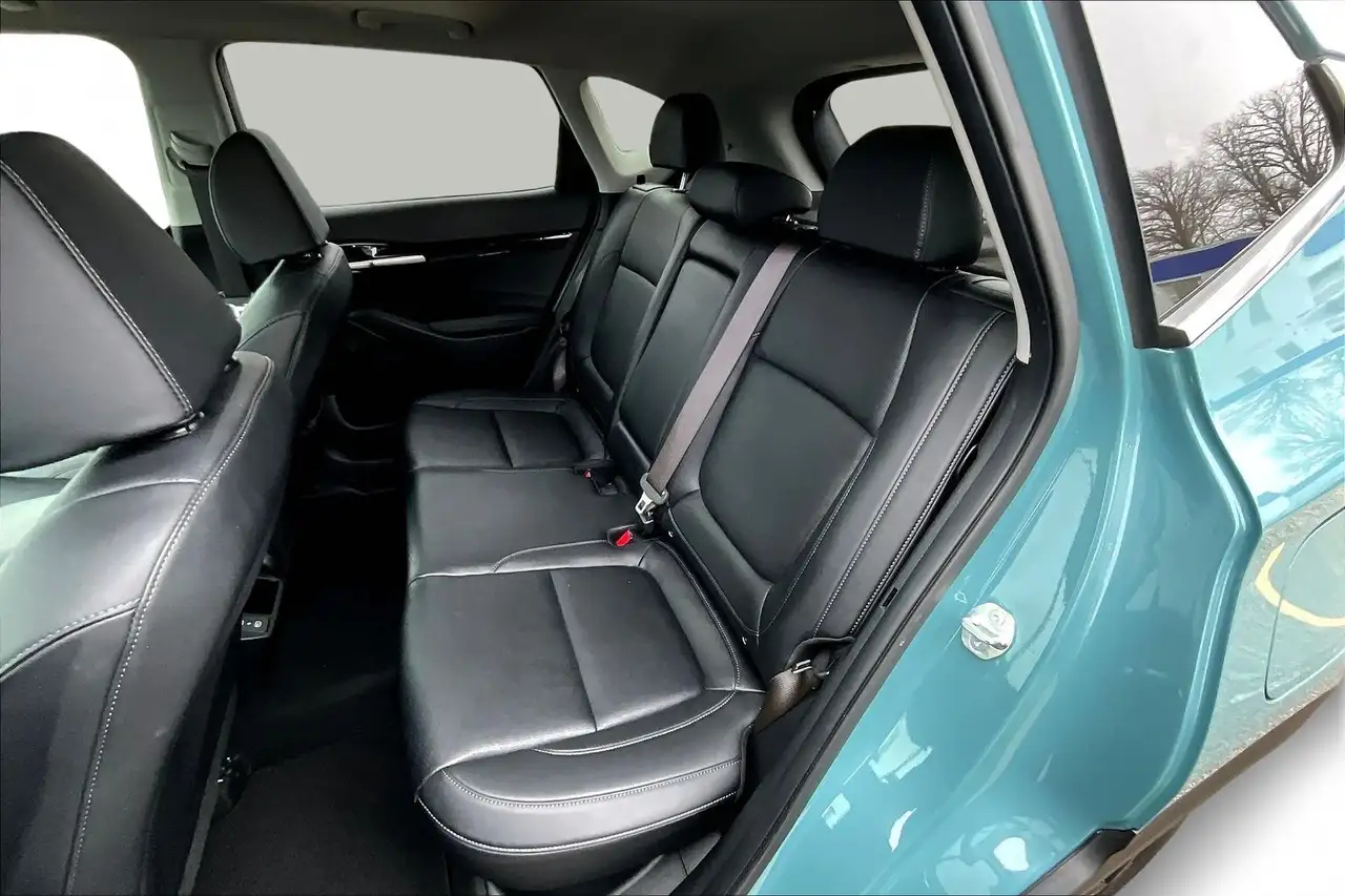 Kia Seltos снимка Kia Seltos