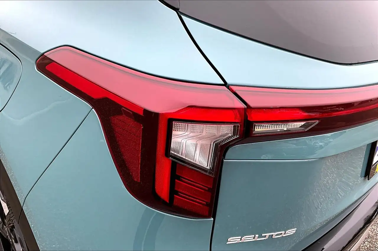 Kia Seltos снимка Kia Seltos