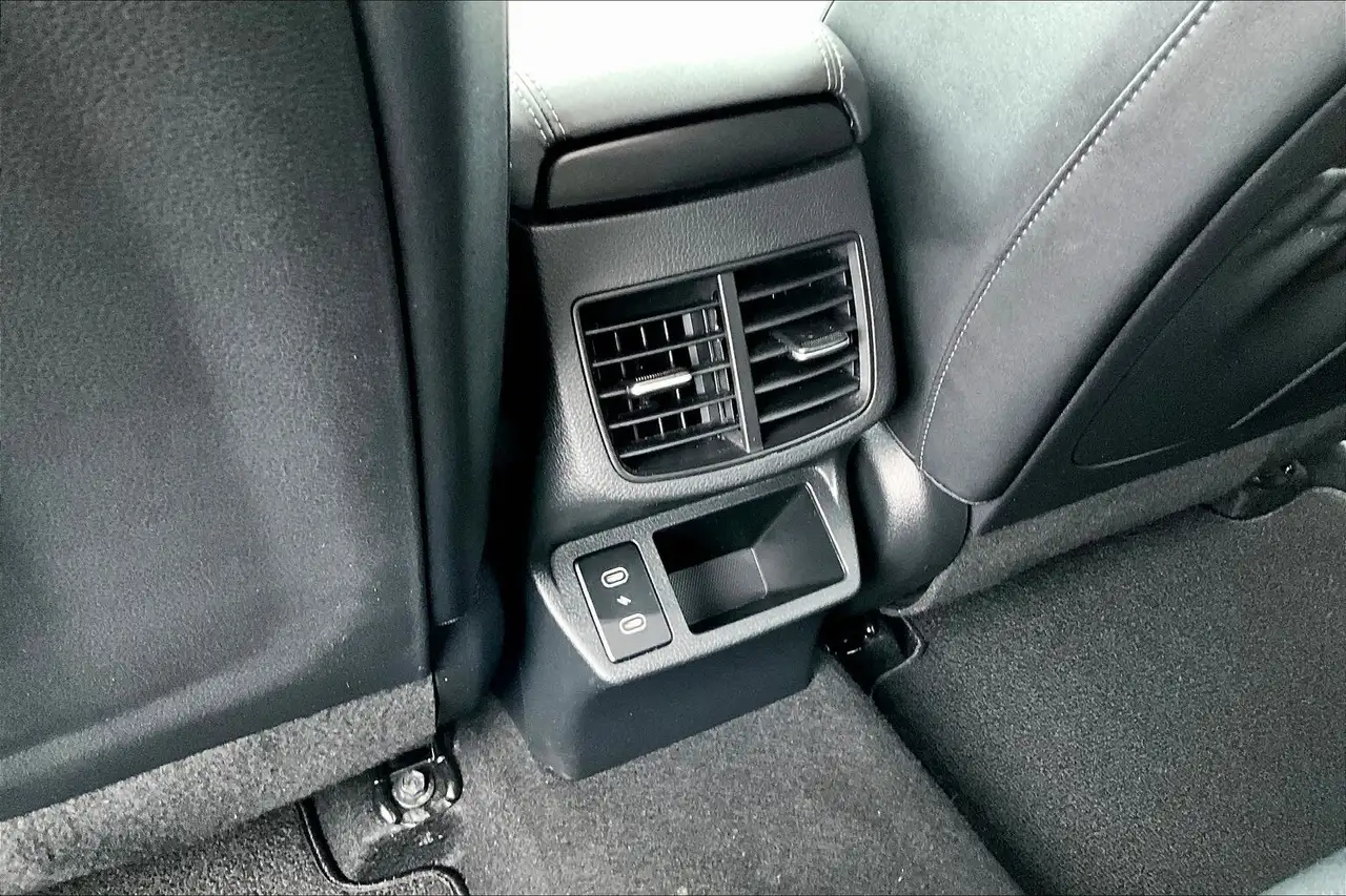 Kia Seltos снимка Kia Seltos
