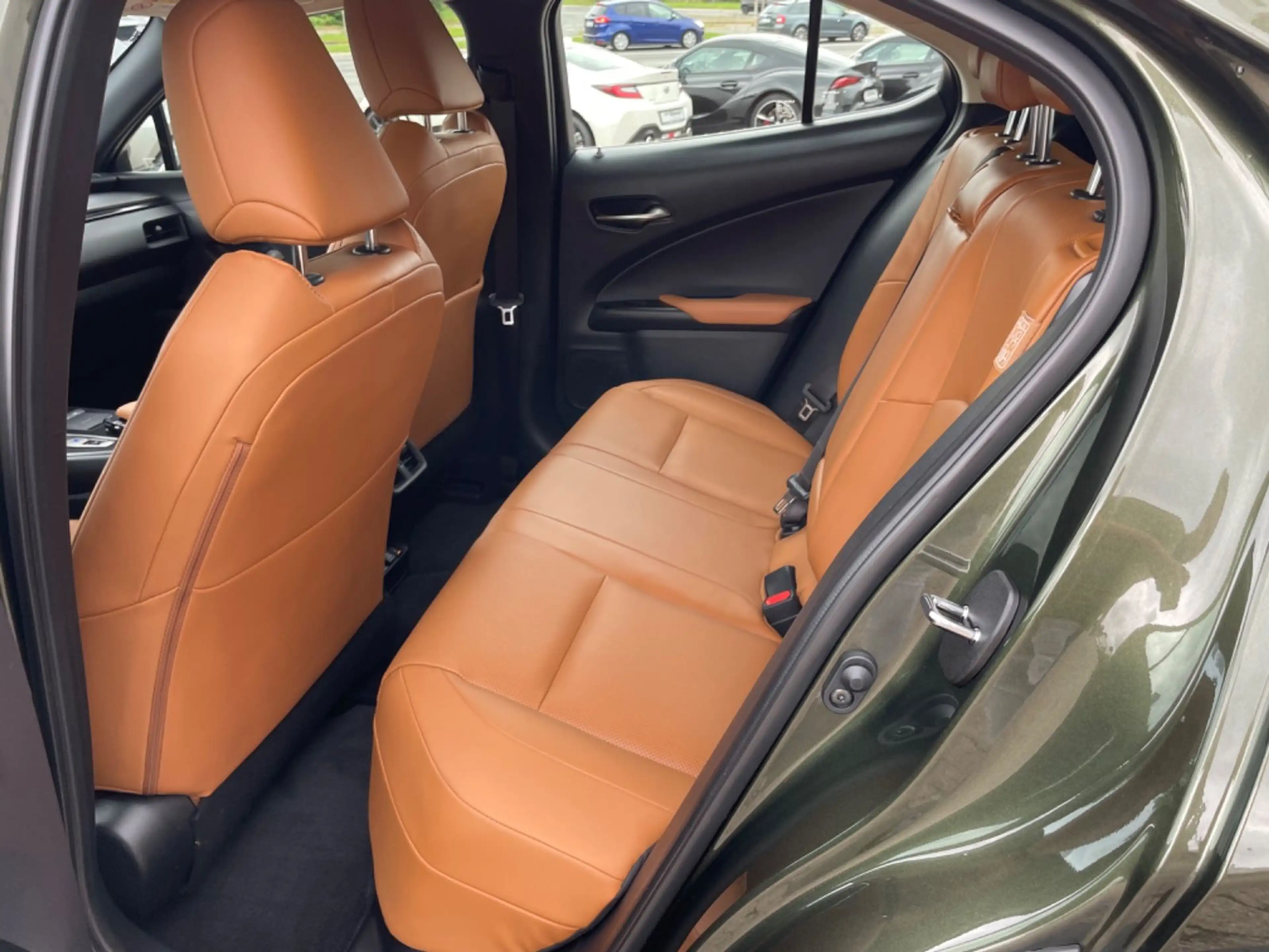 Lexus UX 300e EXECUTIVE PAKET** — photo 4