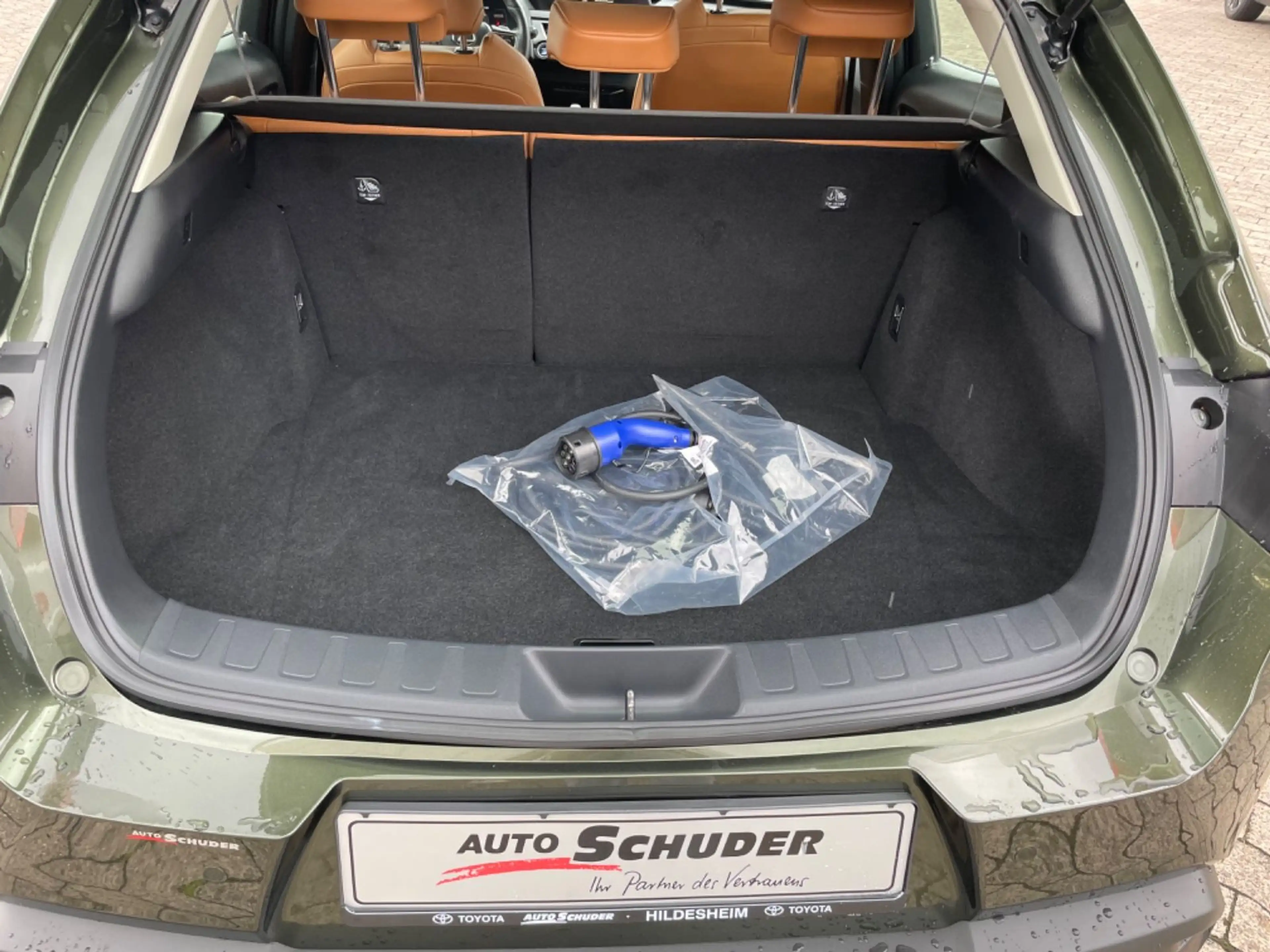 Lexus UX 300e EXECUTIVE PAKET** — photo 3
