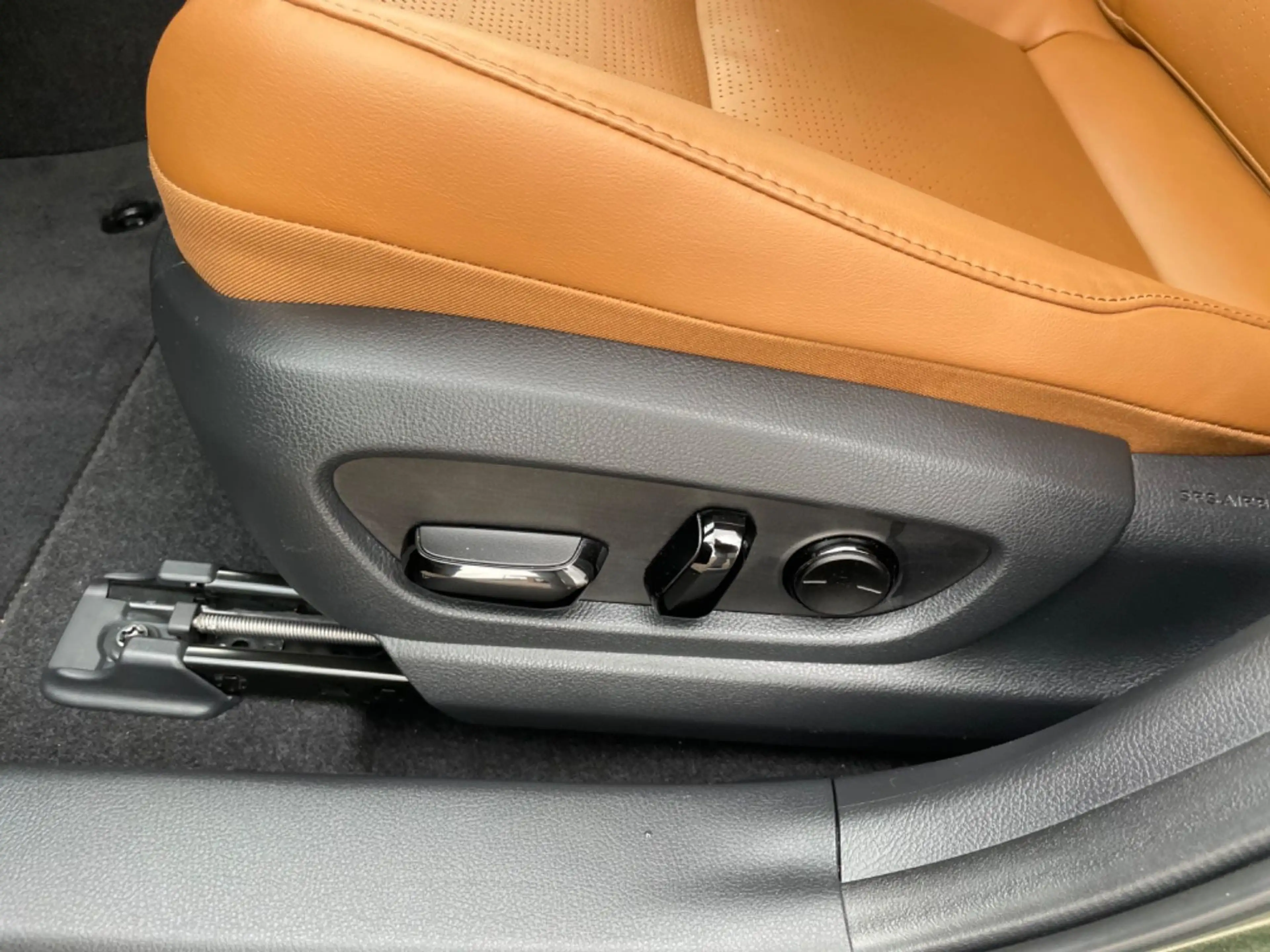 Lexus UX 300e EXECUTIVE PAKET** — photo 9