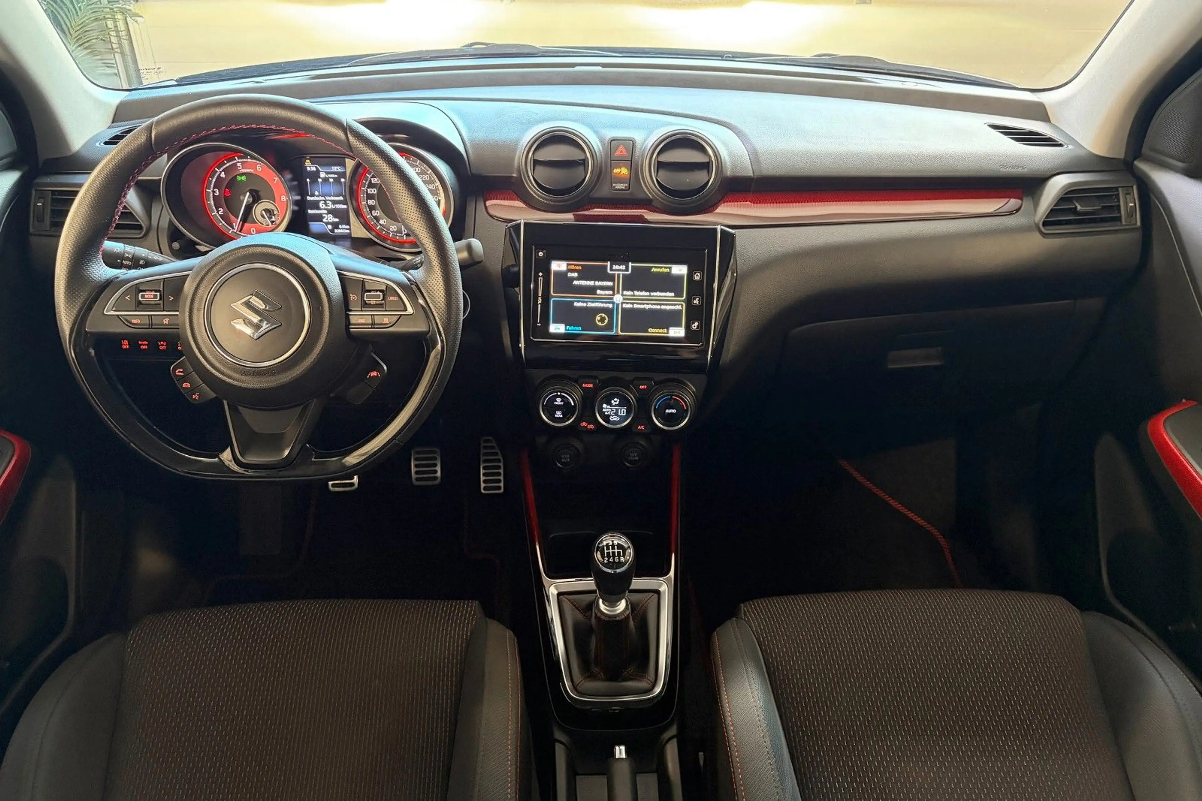 Suzuki Swift 1.4 BOOSTERJET Sport DAB*NAVI*LED — photo 13
