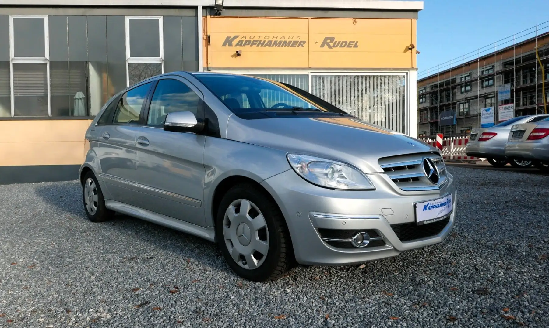 Mercedes-Benz B 200 /Leder/Navi/Automatik/Allwetter Argent - 1