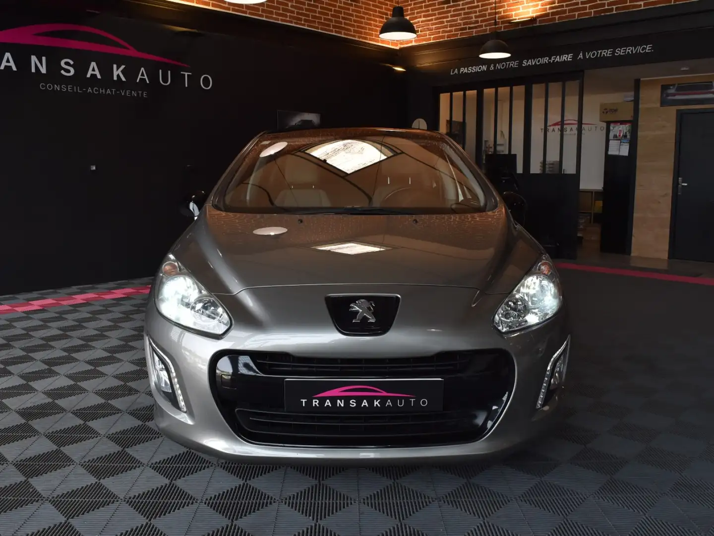 Peugeot 308 Allure Gris - 2