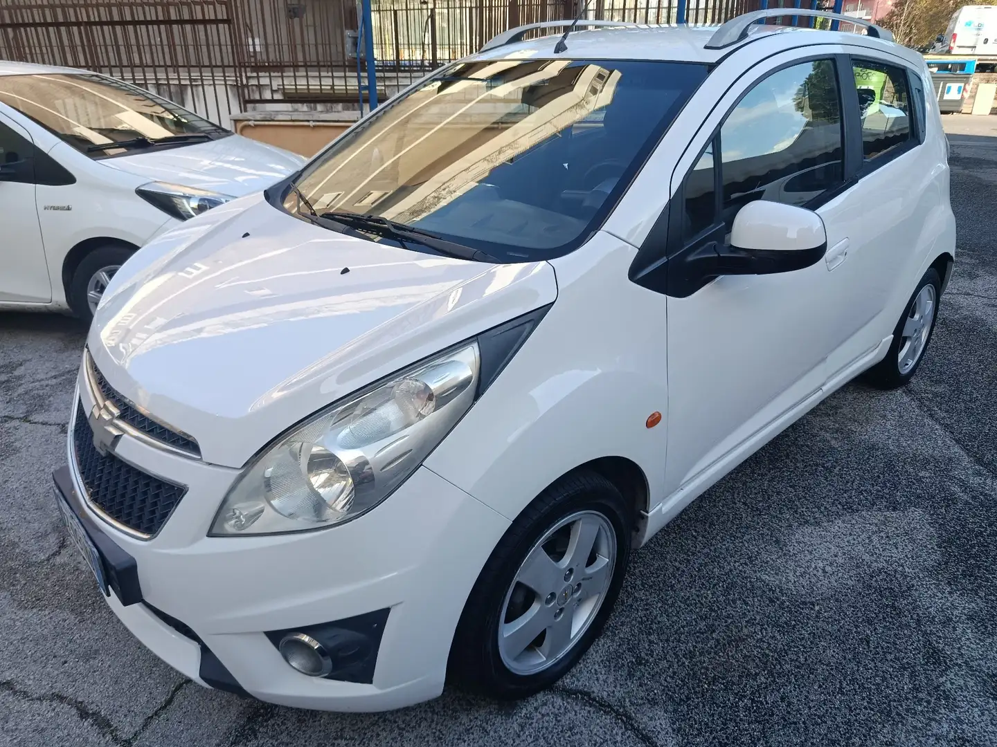 Chevrolet Spark Spark 1.2 LT ecologic Gpl Bianco - 1
