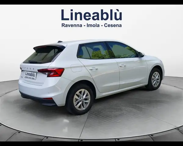 Skoda Fabia view 5