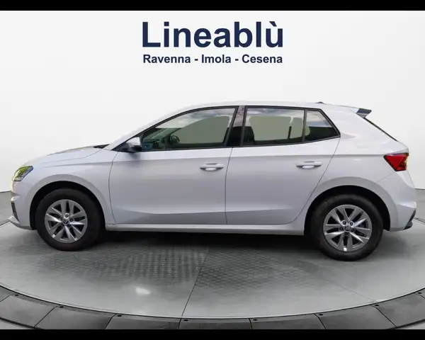 Skoda Fabia view 2