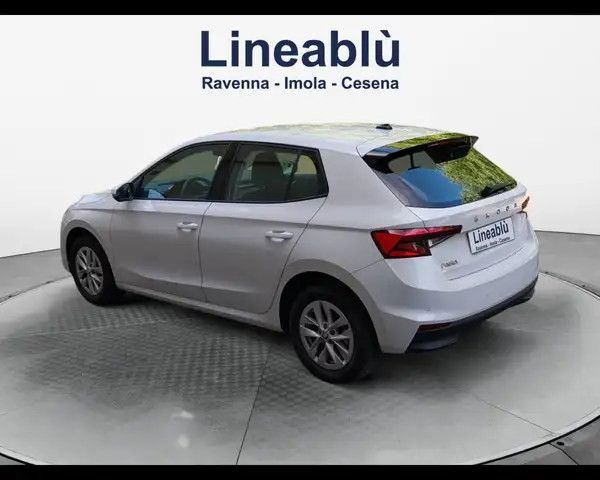 Skoda Fabia view 3