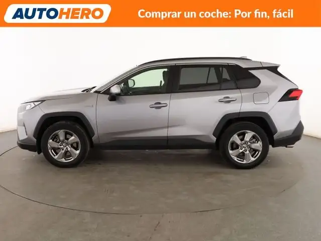 Toyota Rav4 view 3