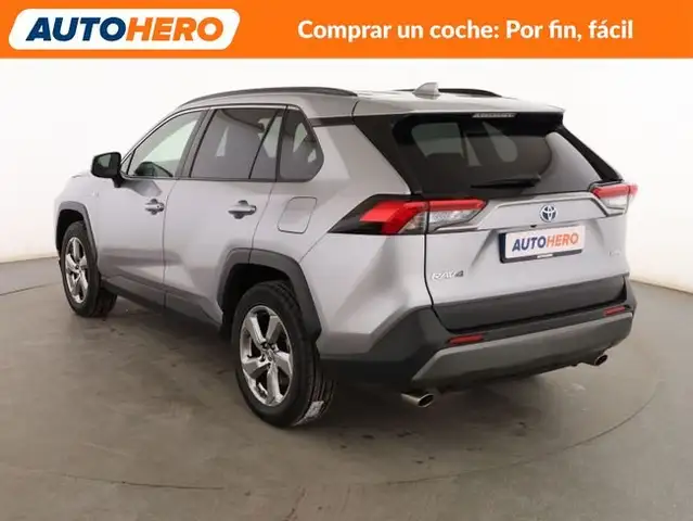 Toyota Rav4 view 4