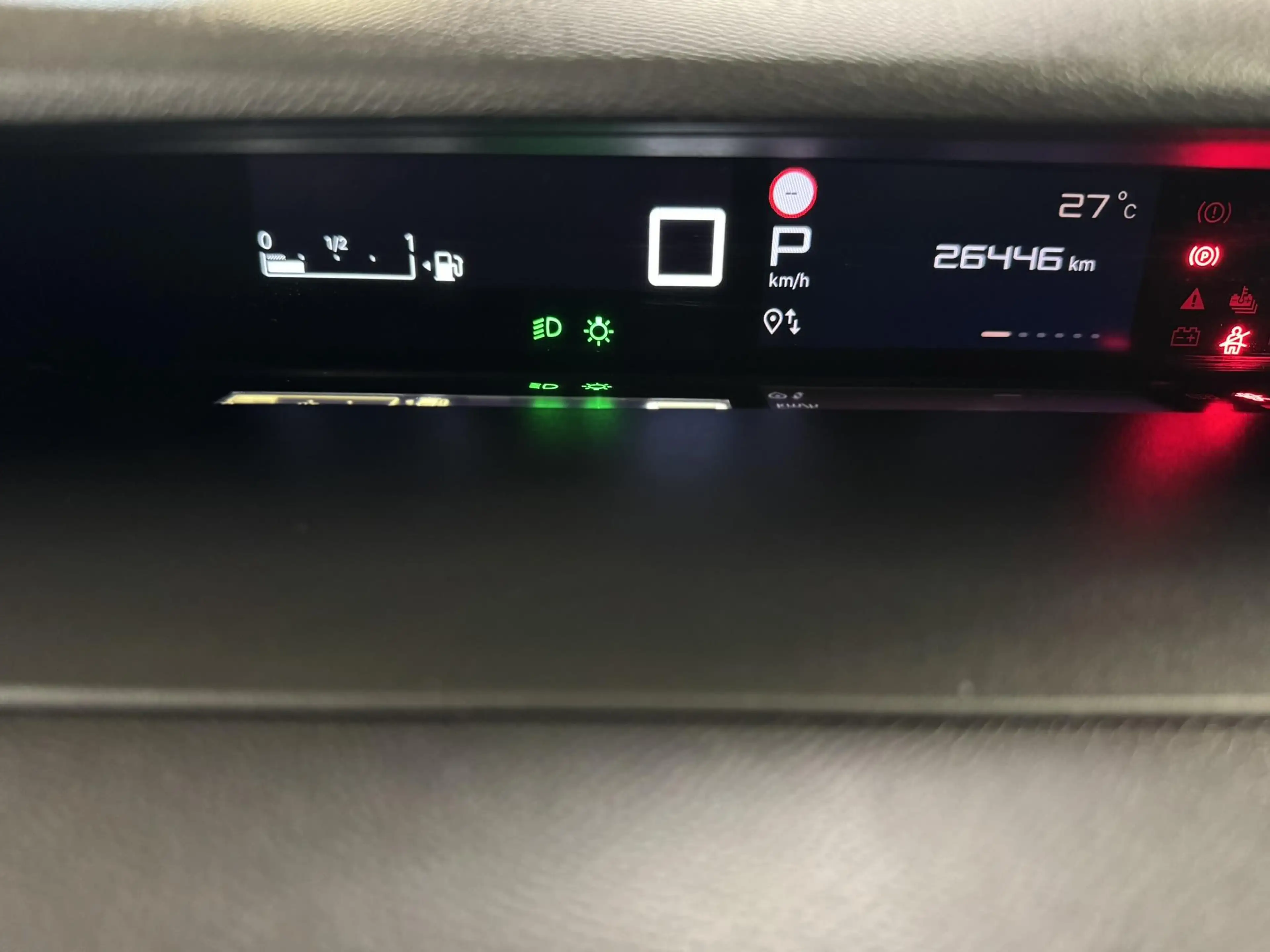 Citroen C3 Aircross 1.2 Hybrid 145pk Plus — photo 15