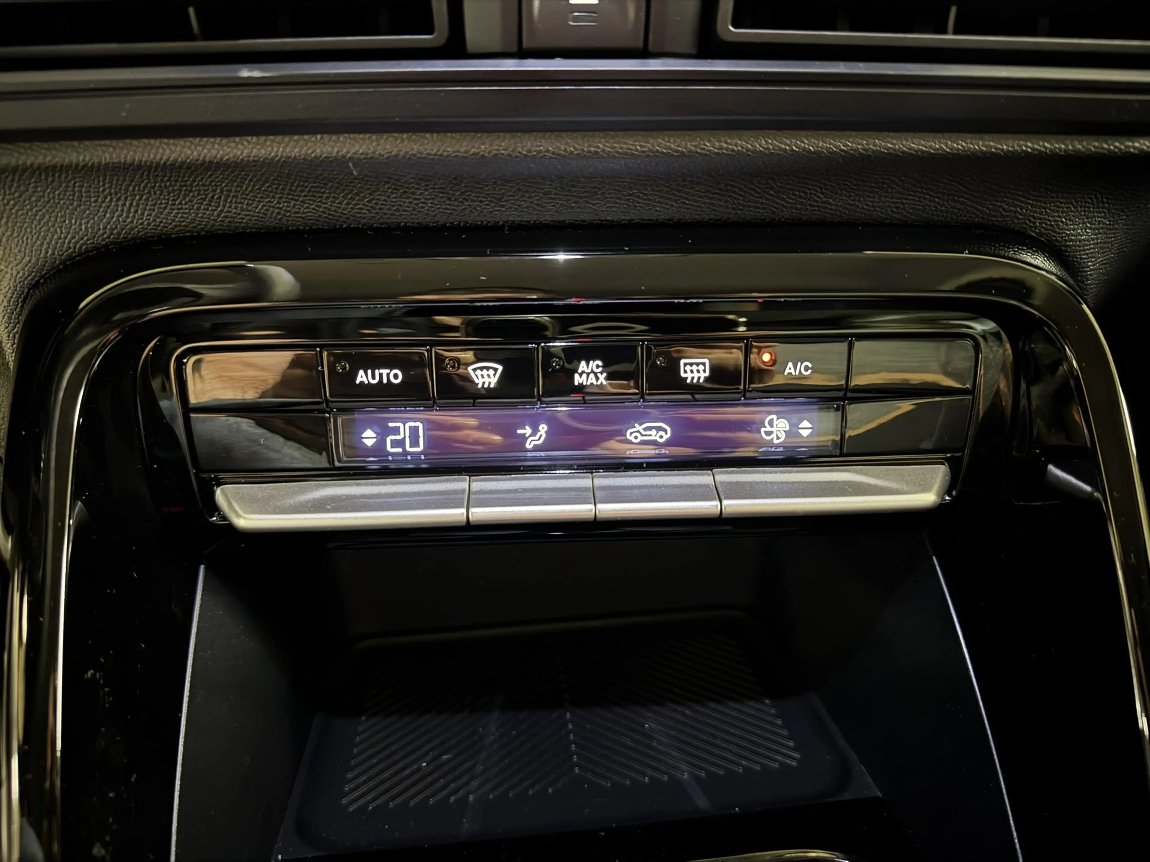 Citroen C3 Aircross 1.2 Hybrid 145pk Plus — photo 17