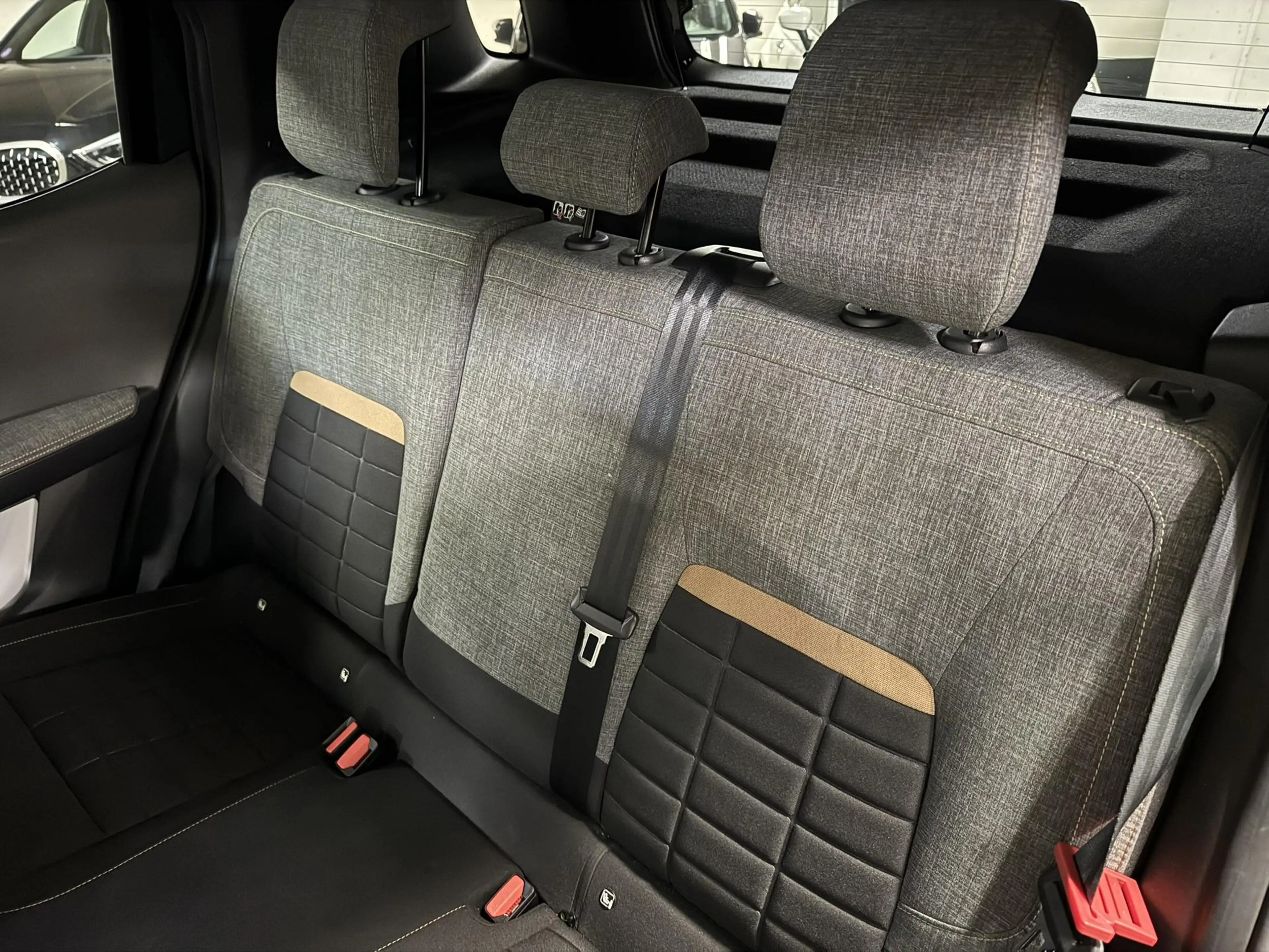 Citroen C3 Aircross 1.2 Hybrid 145pk Plus — photo 22