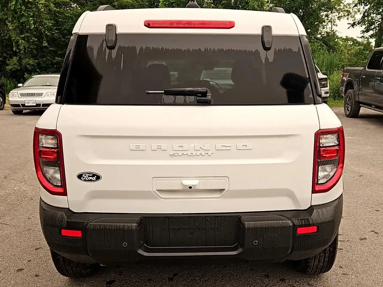 Ford Bronco Sport photo Ford Bronco Sport