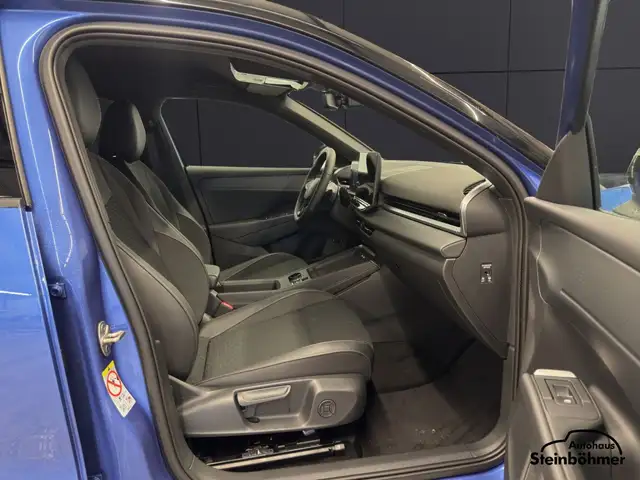 Volkswagen T-Roc view 13