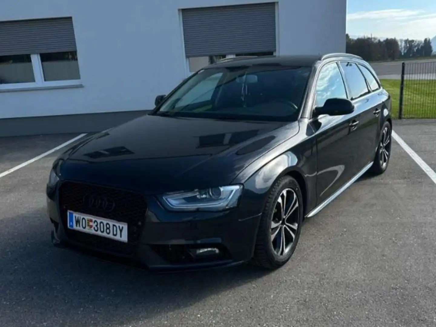 Audi A4 A4 Avant 2,0 TDI quattro Blau - 1