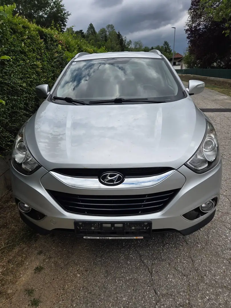 Hyundai iX35 iX35 2,0 CRDi Premium 4WD Premium Silber - 1
