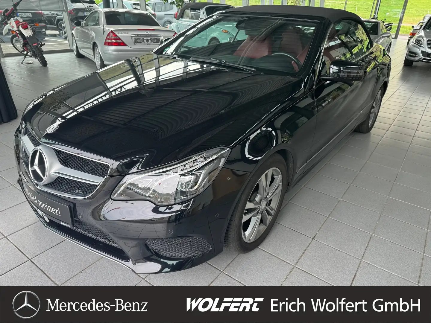 Mercedes-Benz E 200 Cabrio Avantgarde von Privat zu verkaufen. Noir - 1