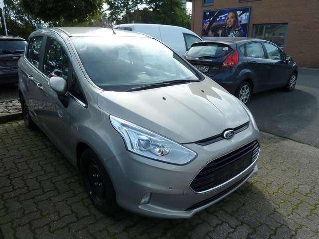 Ford B-Max Titanium