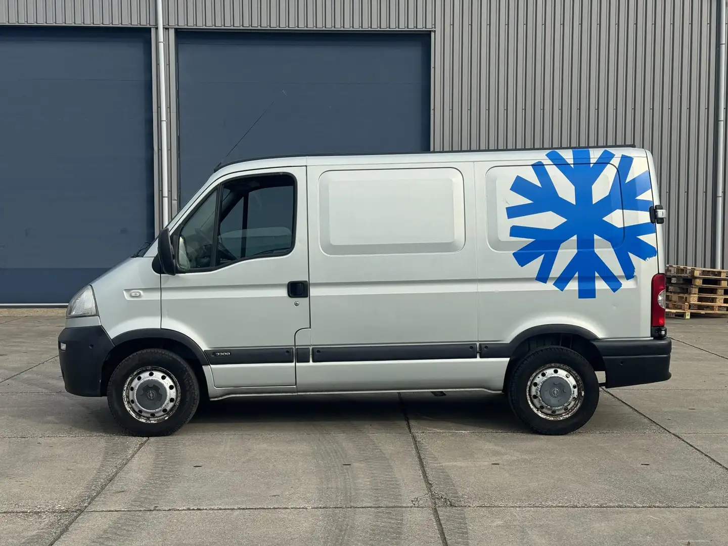 Opel Movano 2.5 CDTI L1H1 3 ZITS / N.A.P / RADIO / APK TOT 11- - 2