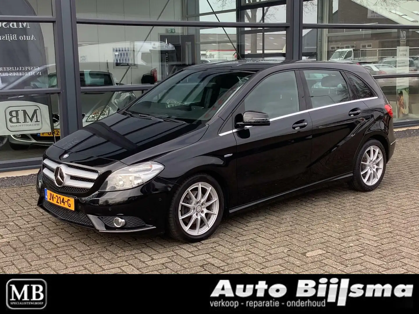 Mercedes-Benz B 180 Ambition Zwart - 1