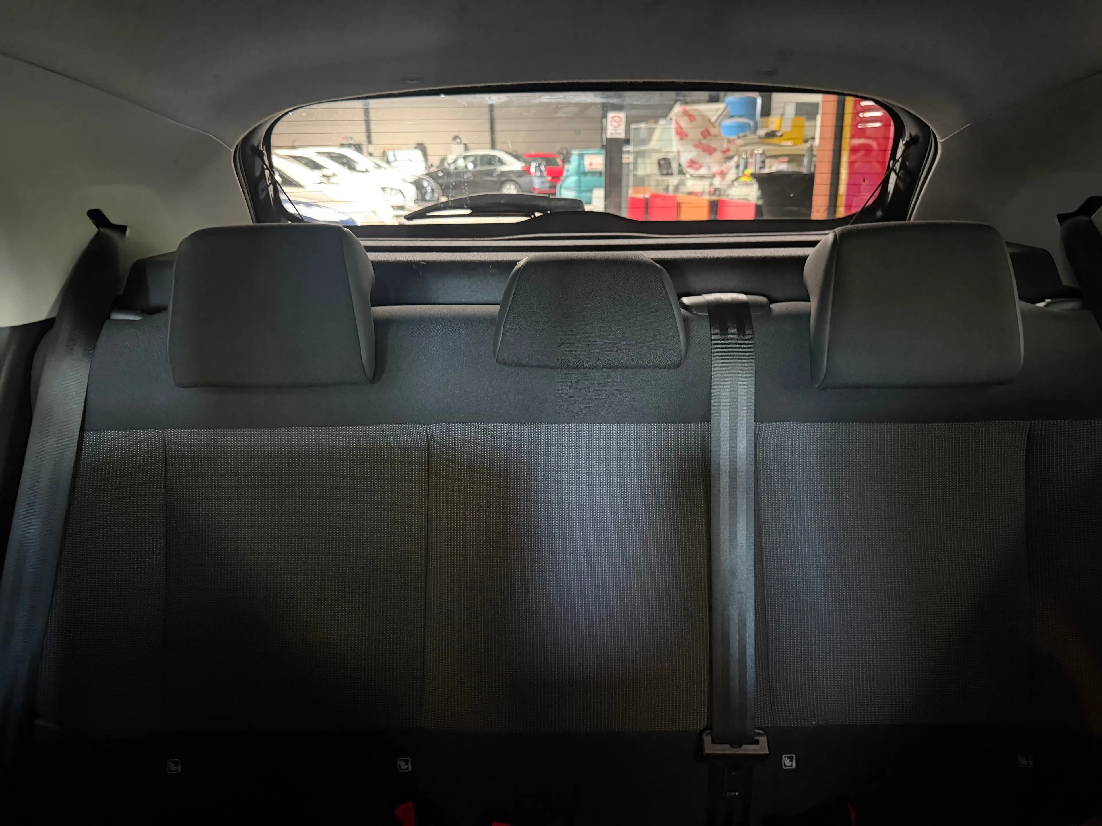 Citroen C4 Cactus C4 Cactus 1.2  Feel Edition Classy/12 mois de garantie/automatique — photo 10