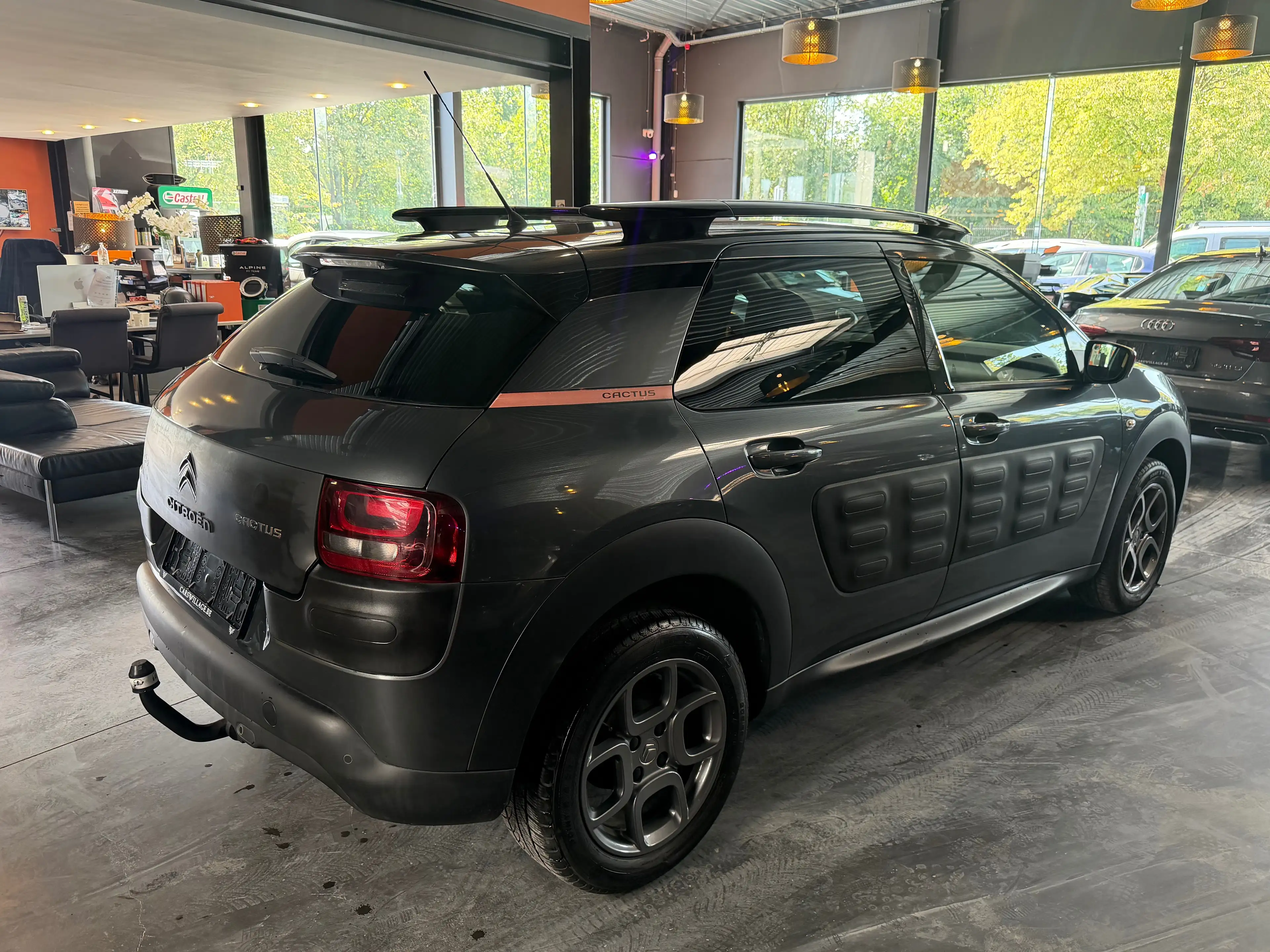 Citroen C4 Cactus C4 Cactus 1.2  Feel Edition Classy/12 mois de garantie/automatique — photo 6
