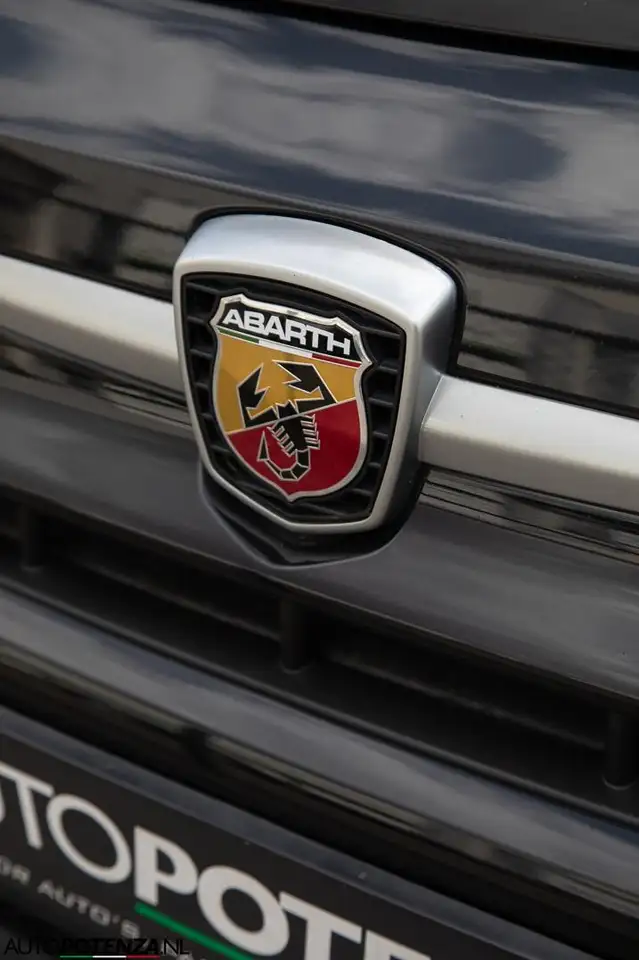 Abarth 595 2021