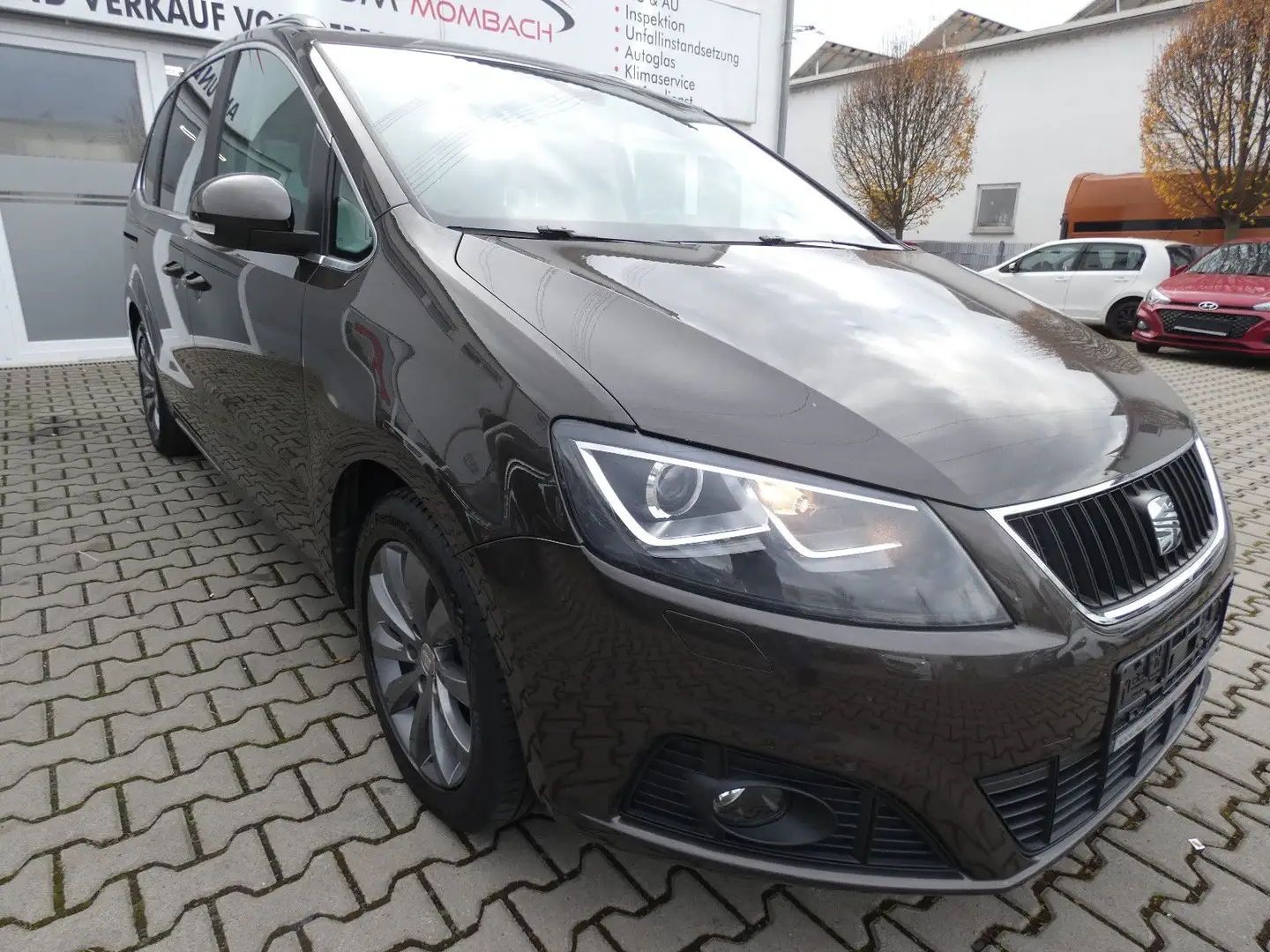 SEAT Alhambra I-Tech Hnědá - 1
