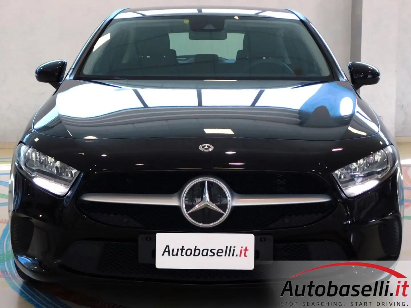 Mercedes-Benz A 200 180D 2.000CC 116CV AUTOMATIC 8G-DCT UNICO PROP Nero - 1