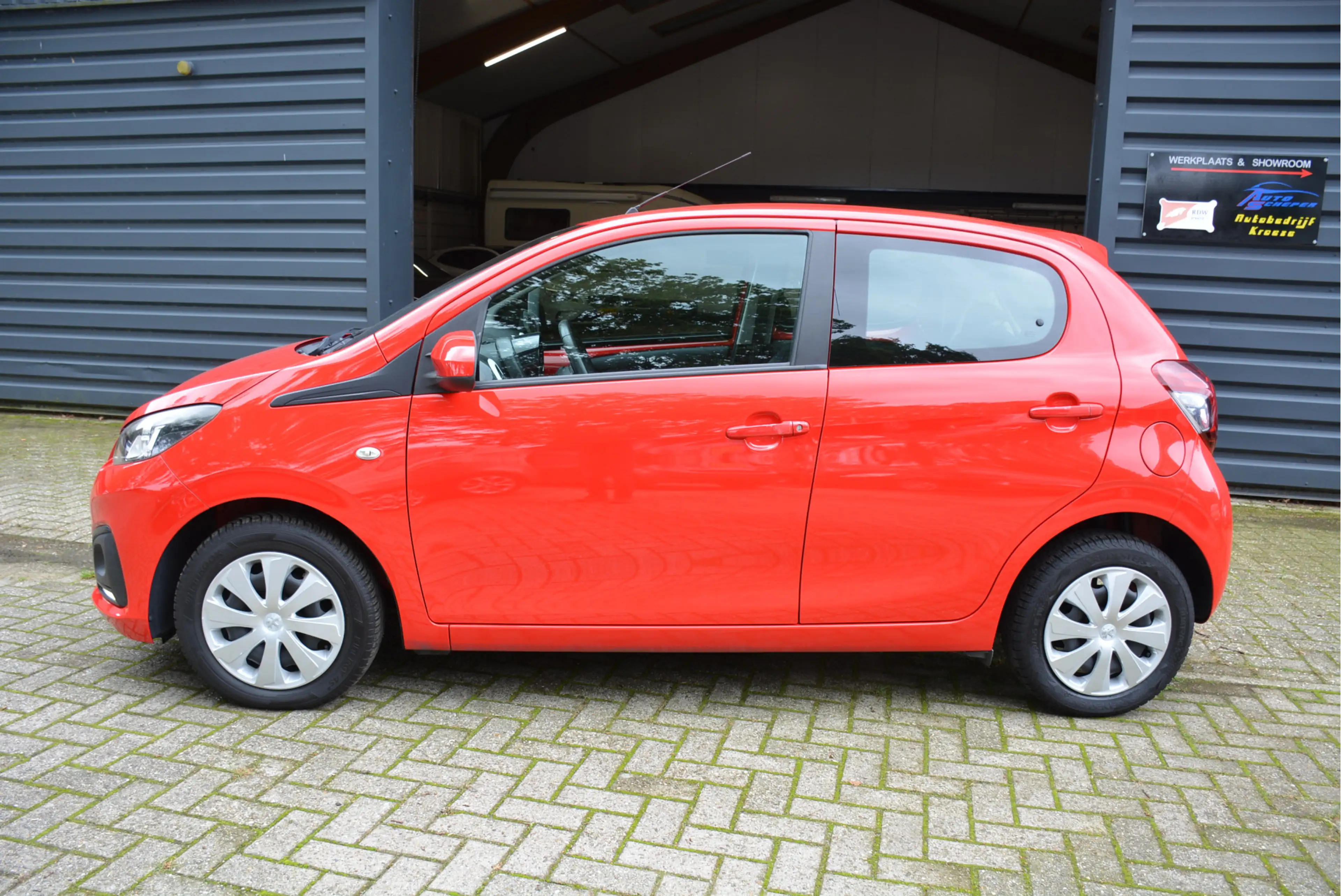 Peugeot 108 1.0 VTi Active Top Airco 5Drs — photo 3