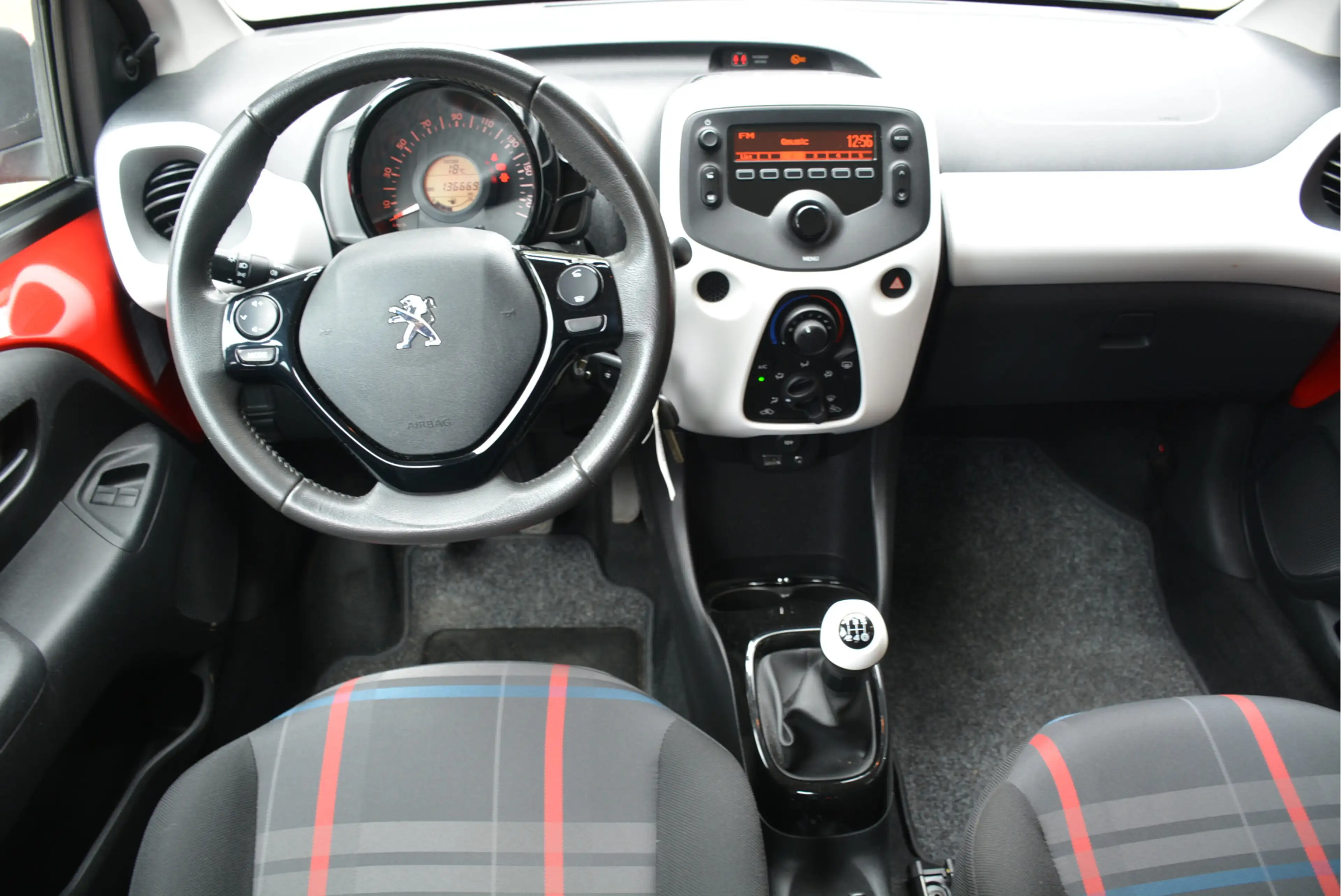 Peugeot 108 1.0 VTi Active Top Airco 5Drs — photo 7